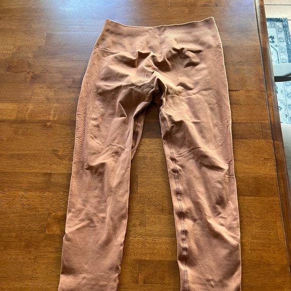 Alphalete Amplify - Mandarin - Picture 2 of 4